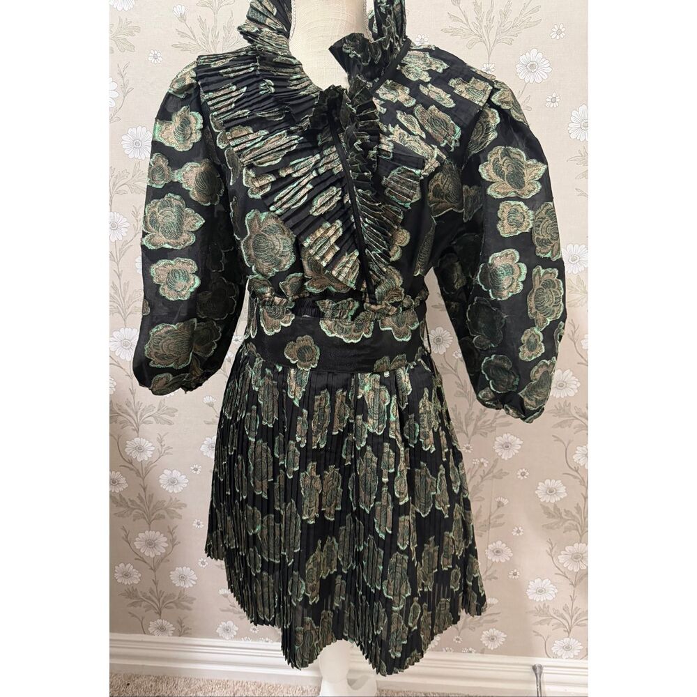 Buru Dress Size Large